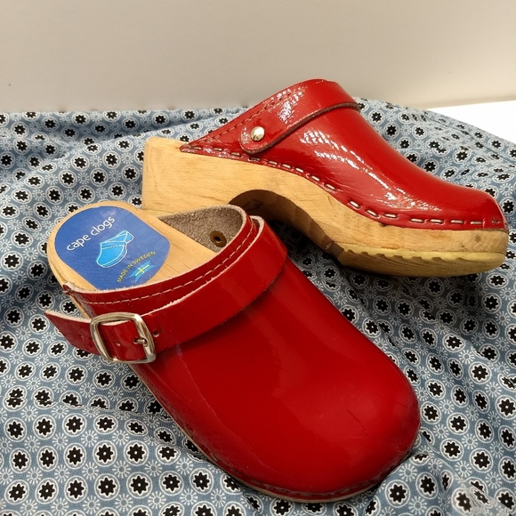 children's clogs